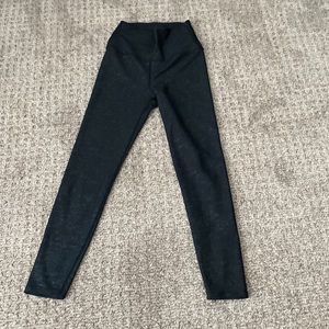 Worn once. Metallic colored Carbon 38, high waisted long spandex.